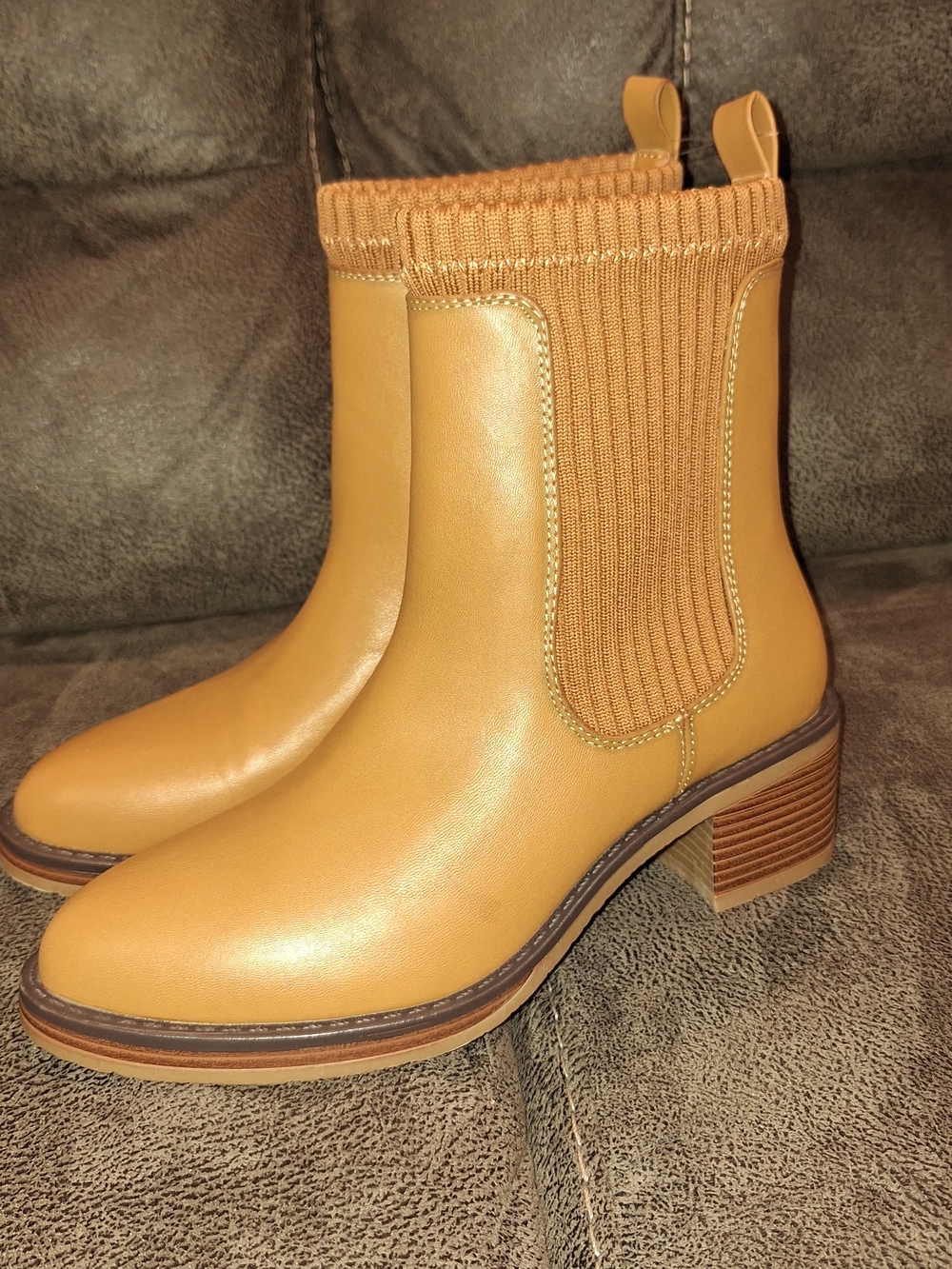 Sonoma Tan Knit-Trim Chelsea Ankle Boots
